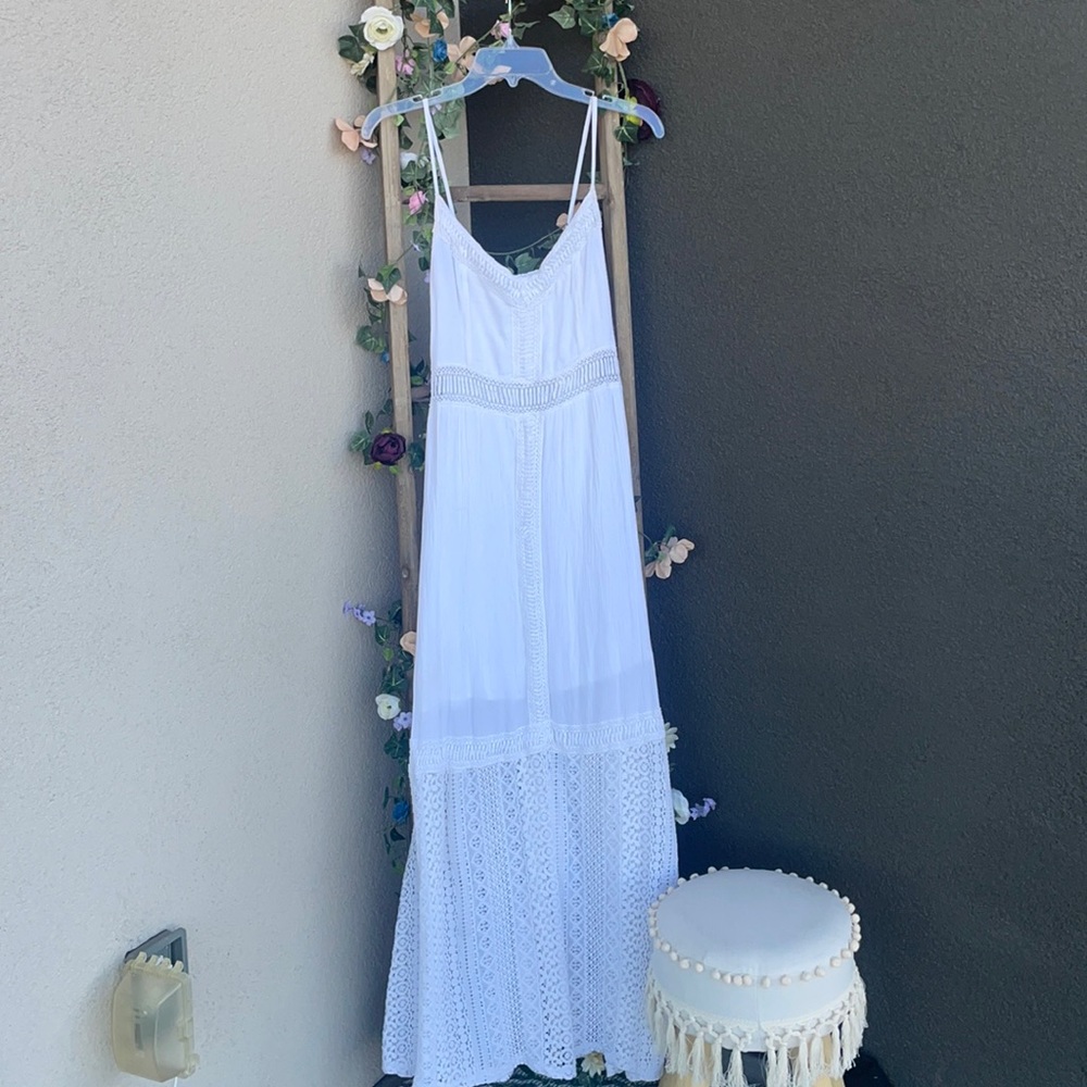 LIKE NEW Abercrombie&Fitch dress size medium